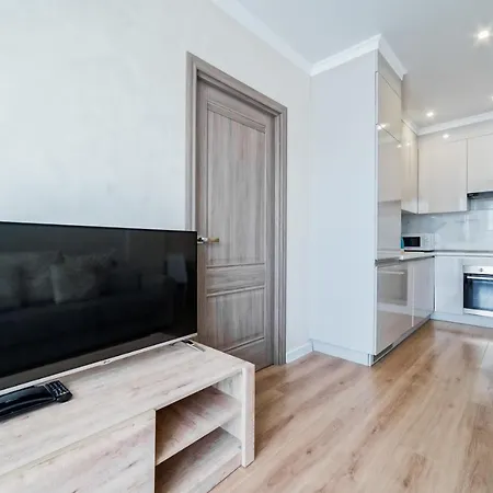 Апартаменты на мстиславца, 3 *
